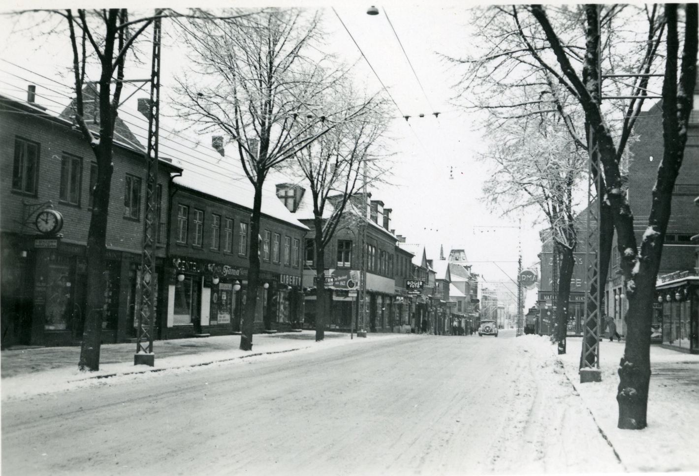 Slagter Eibergs hus, Lyngby Hovedgade 48, 1940erne