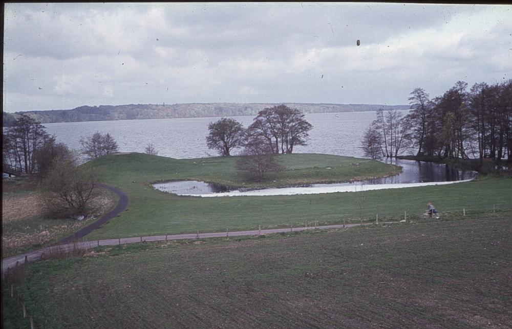 Kig over området, hvor Bispeborgen lå, 1982