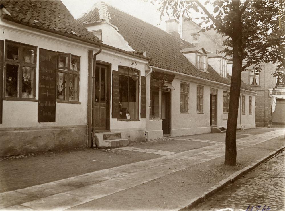 Lyngby Hovedgade 48, 1910 - Slagterens Hus