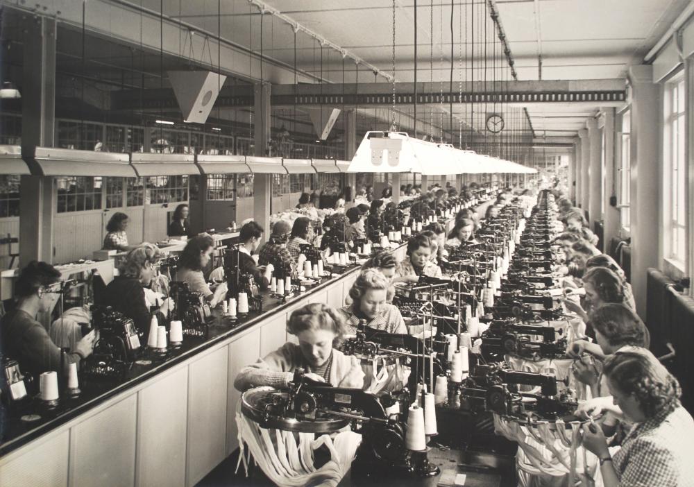 Schou-Ravnholm Strømpefabrik, ca. 1950