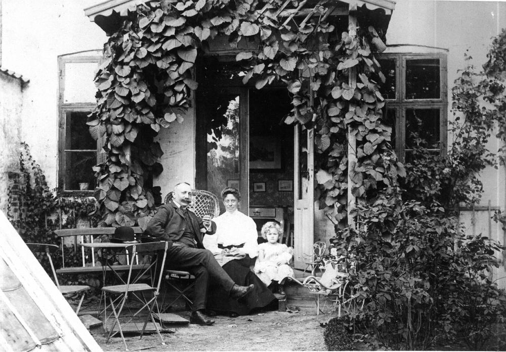 Lauritz Møllers baggård, Lyngby Hovedgade 54, ca. 1900