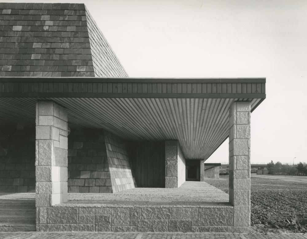 Lyngby Parkkirkegård, 1967